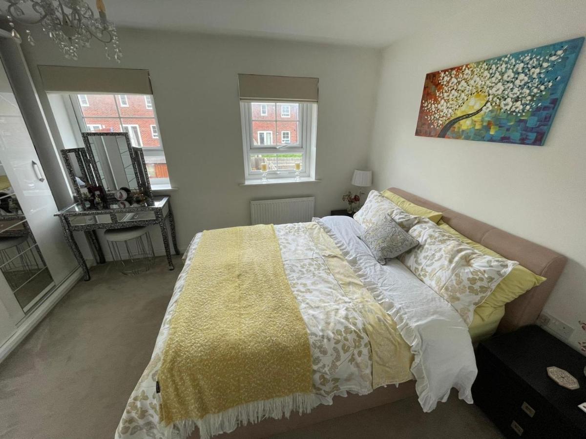 Comet Place Wellingborough Bagian luar foto
