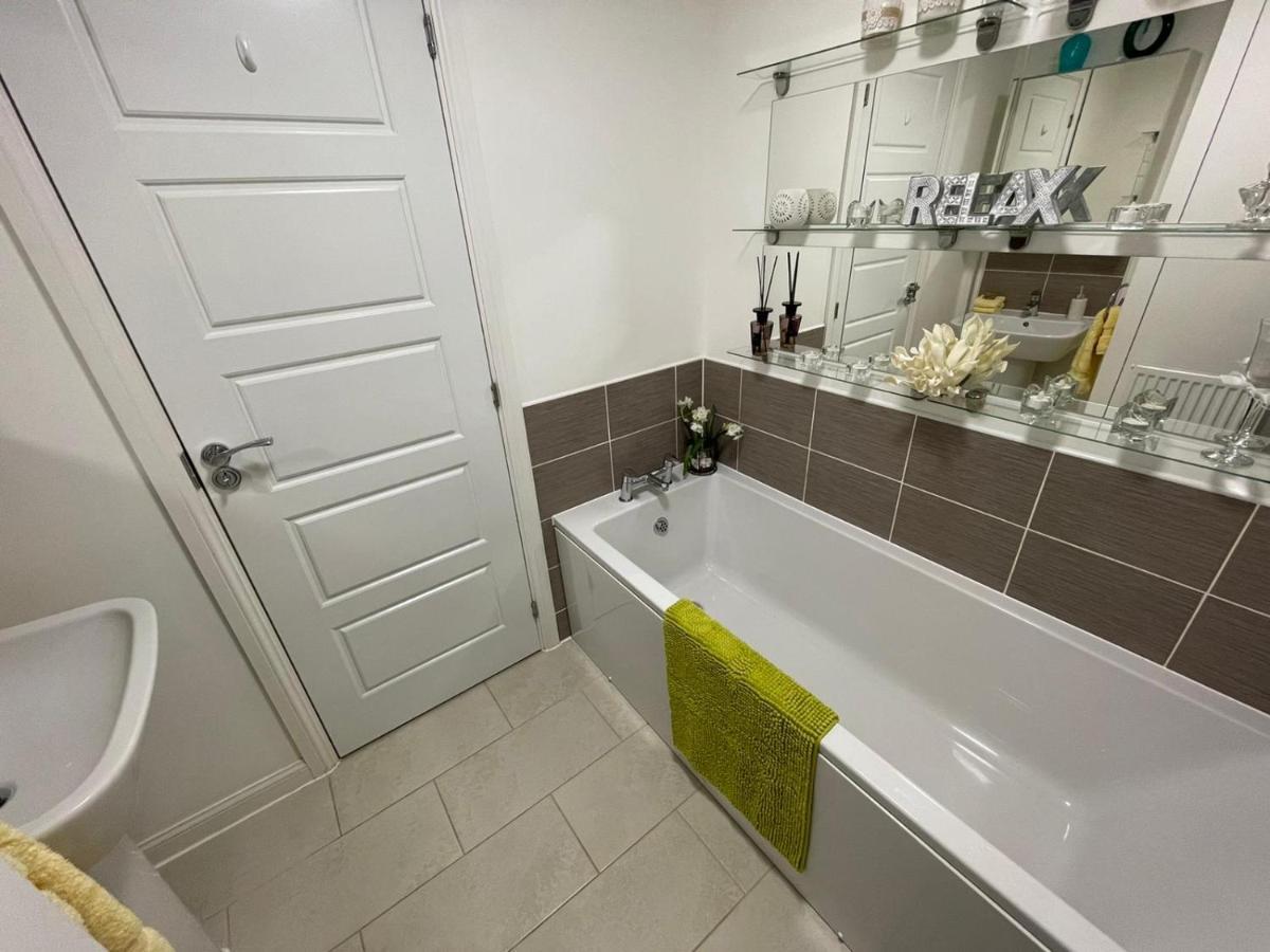 Comet Place Wellingborough Bagian luar foto